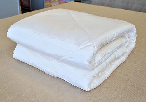 Silk Comforters w/Silk Cover - Winter - Click Image to Close
